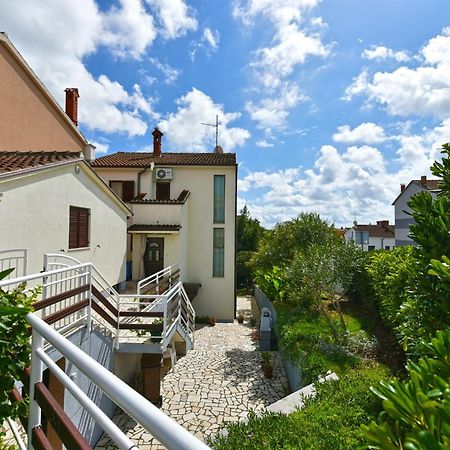 Apartment Zeljko 34 Pula Bagian luar foto